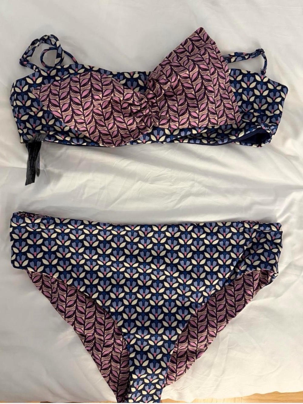 Zara Reversible Patterned Women’s Bikini Set in Navy and Pink